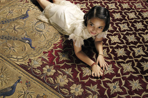 Lokawih ocho años de edad, la primera nieta de Arvind Singh.  Vía, como lo llaman afectuosamente, es el hogar de la princesa Bhargawi y fotógrafos favoritos