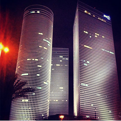 מגדלי עזריאלי, תל אביב, צילום: עמי בן בסט
