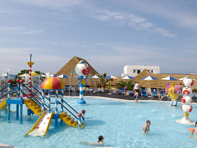 פארק מים לילדים במלון ננה ביץ'