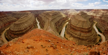 העולם היה מלא בנפתולים". תצפית לצוואר האווז של סן חואן בדרום יוטה