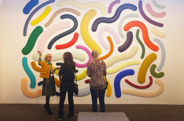 מתוך ארט בריסל, יריד אמנות איכותי שמתקיים כל שנה באביב | צילום: רותם בר כהן