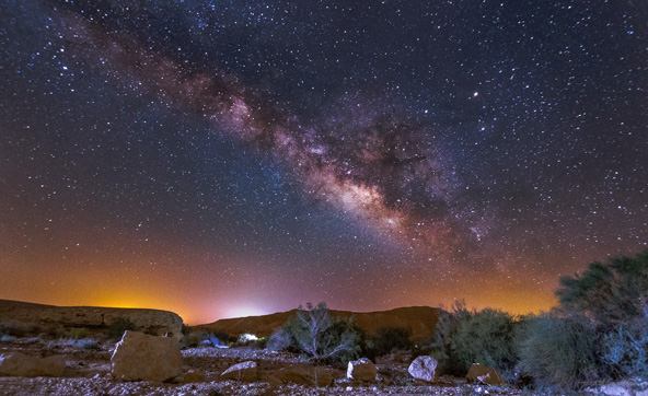 שביל החלב מעל נחל נקרות