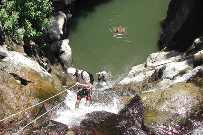טיול סנפלינג לנחל זויתן
