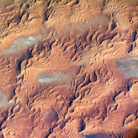 מפת דיונות מפוסלות בסהרה, אלג'יריה מפת דיונות מפוסלות בסהרה, אלג'יריה