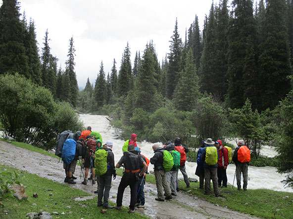 טרק בקירגיזסטן. להכיר אזורים בתוליים דרך הרגליים | צילום: פלג ספקטור, באדיבות אקו טיולי שטח