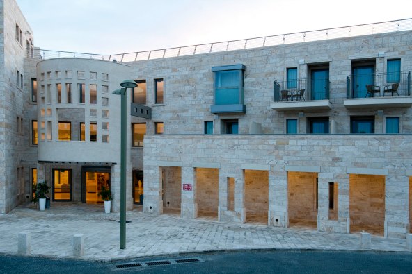 בית הארחה עכו