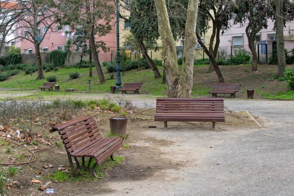 Jardim dos Coruchéus, גינה שכונתית שהתיירים לא מגיעים אליה