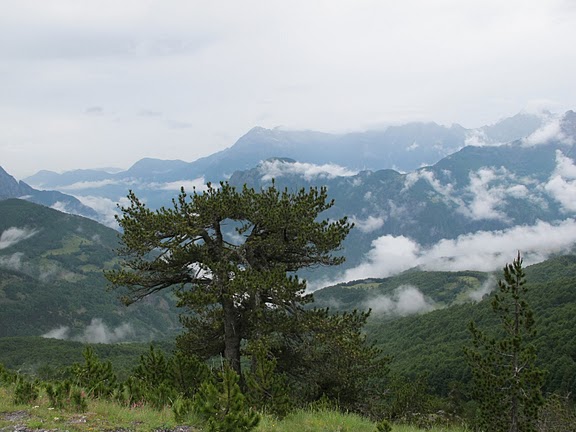 טרק באלבניה – מסע רגלי באלפים האלבנים