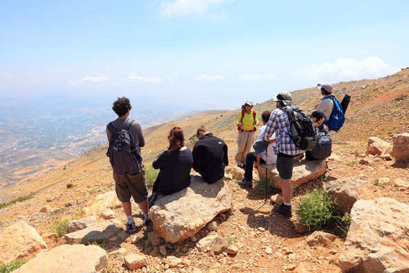 מורה דרך מדריך תיירים וישראלים, בקבוצות קטנות וגדולות