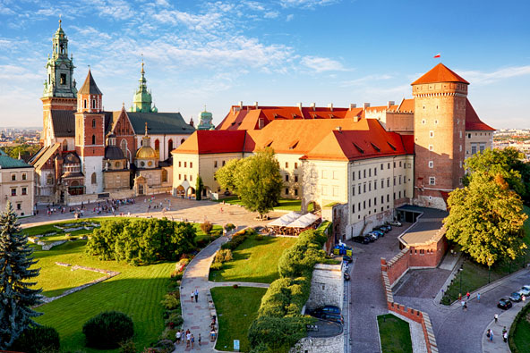 החל מפברואר לוט תפעיל טיסות ישירות מישראל לקרקוב (בתמונה)