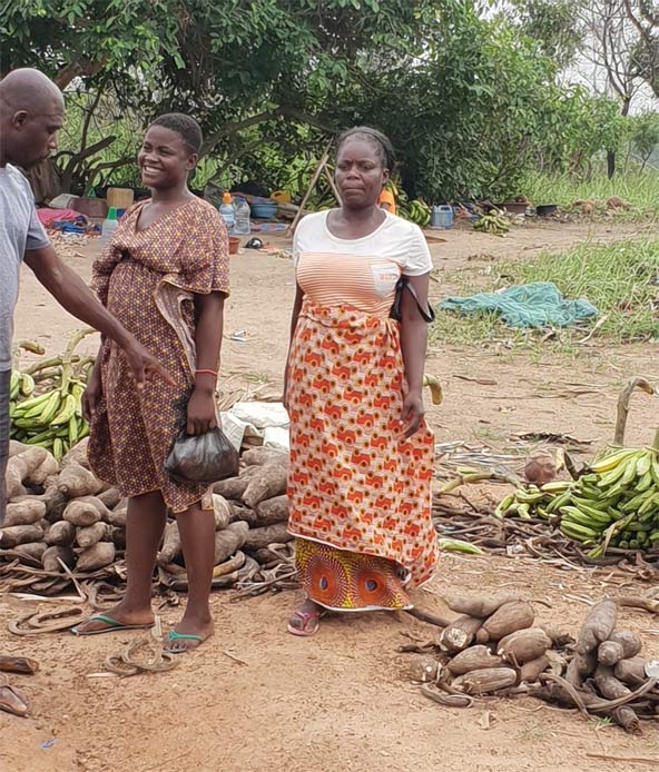 שוק בדרך ליאמוסוקרו | צילום: אירית בק