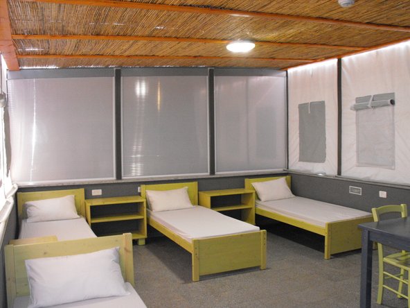 חדרי האירוח בפארק הירדן. חדרים בסיסיים ונוחים עם כל מה שצריך כשרוצים לישון בזול, קרוב לטבע
