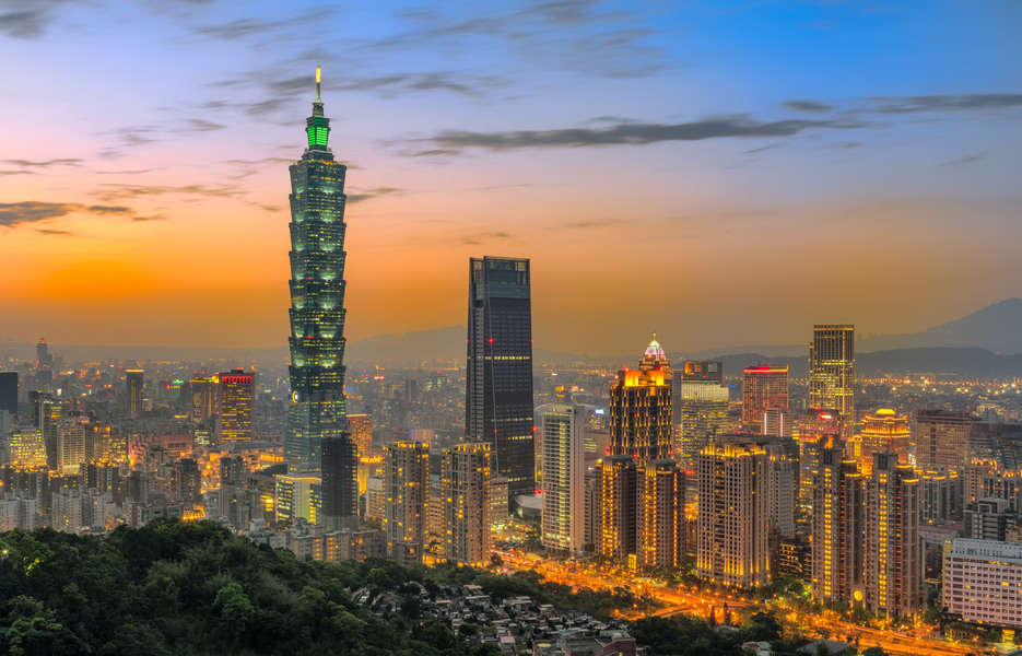 Photo: View of Taipei 101 from Elephant Mountain Photo credit: Shutterstock.com / FenlioQ