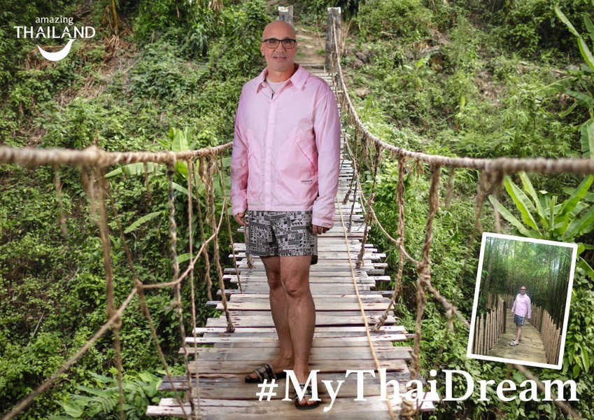 גל אוחובסקי משחזר תמונה מחופשה בצפון תאילנד