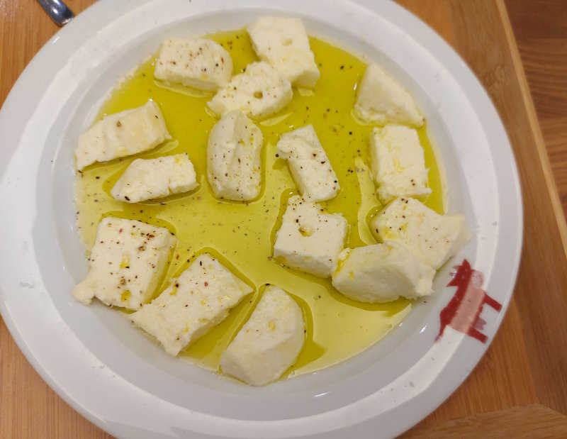 התוצרת המוגמרת - גבינה לבנה רכה שזכתה לכינוי פטרלה, חיבור בין פטה למוצרלה