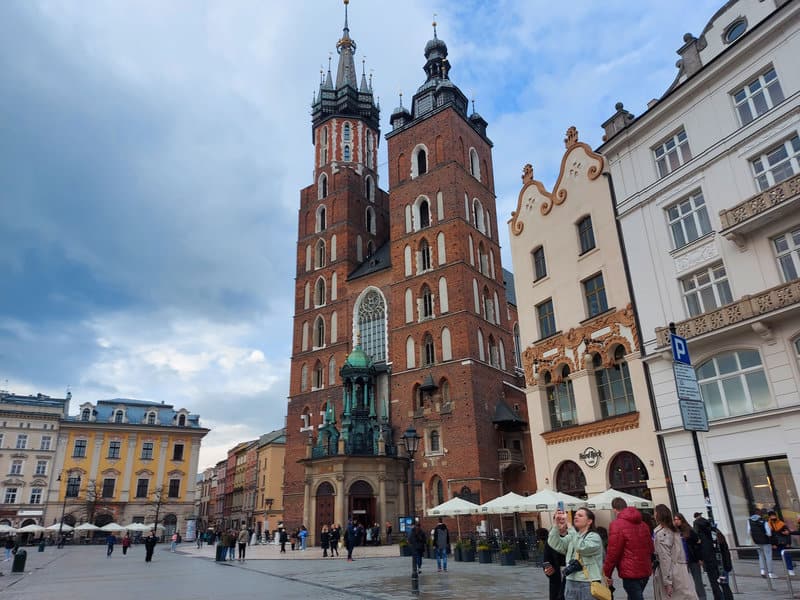 הכיכר המרכזית של קרקוב