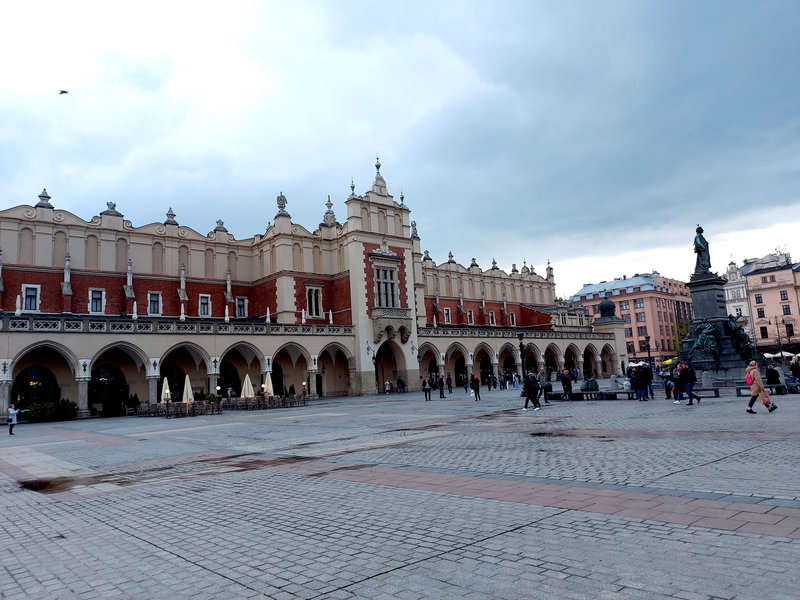 הכיכר המרכזית של קרקוב