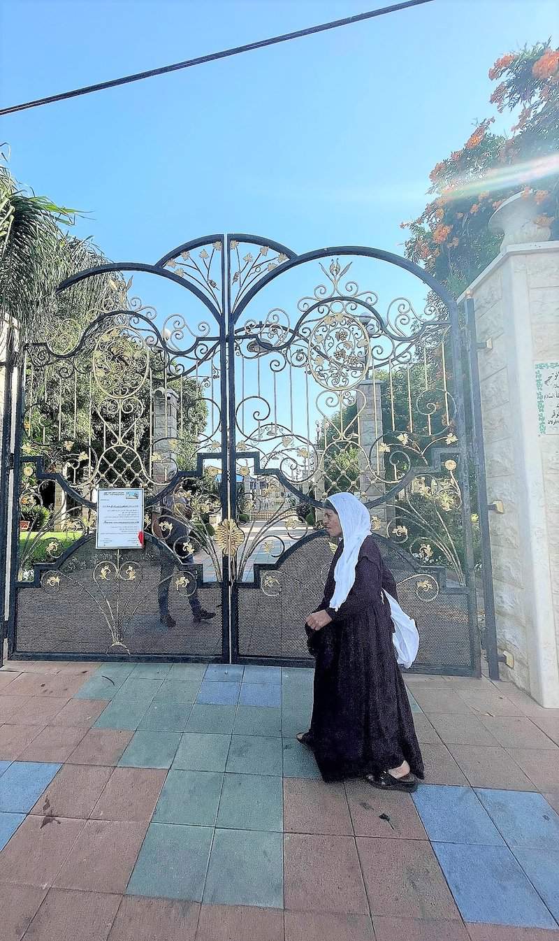 השער לגן הציבורי המטופח של ע'ג'ר