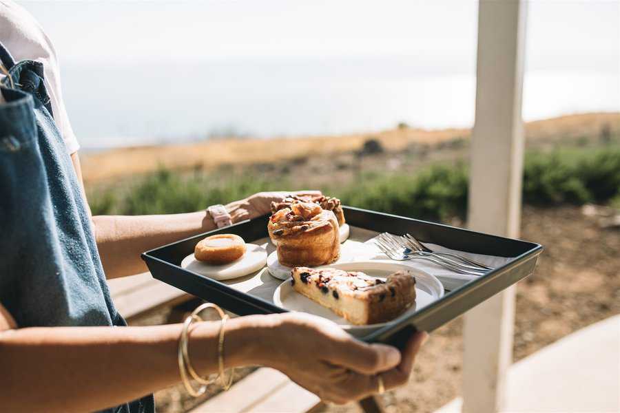 מולאן פטיסרי. עוגות מופלאות ותצפית לכנרת | צילום: טלי תלמיד פלקס
