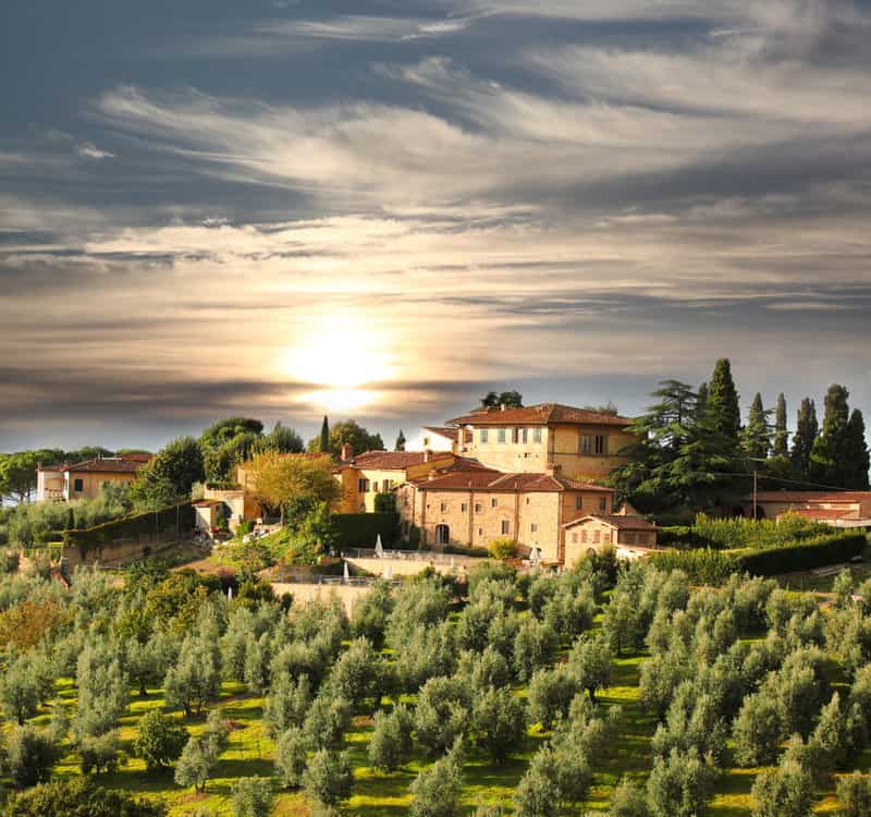 בחופשה באומבריה תוכלו ללון בווילה או בחווה מוקפת כרמים וממנה לצאת ולגלות את התענוגות הקולינריים של האזור