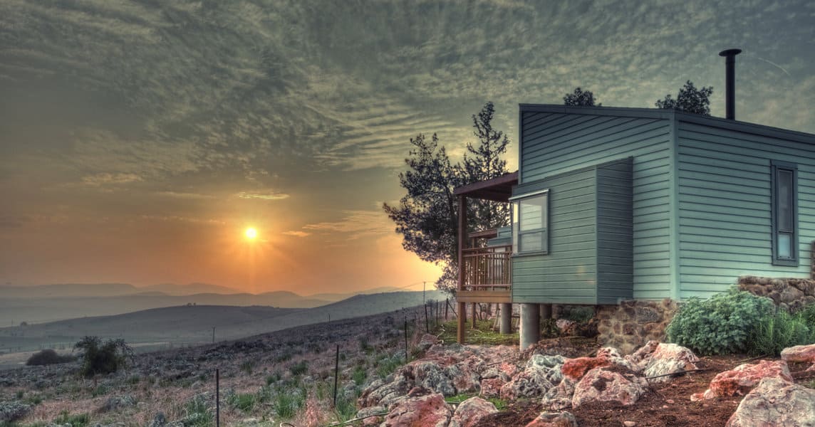 סוויטות מול הנוף בחוות ורד הגליל | צילום: רועי קלטן