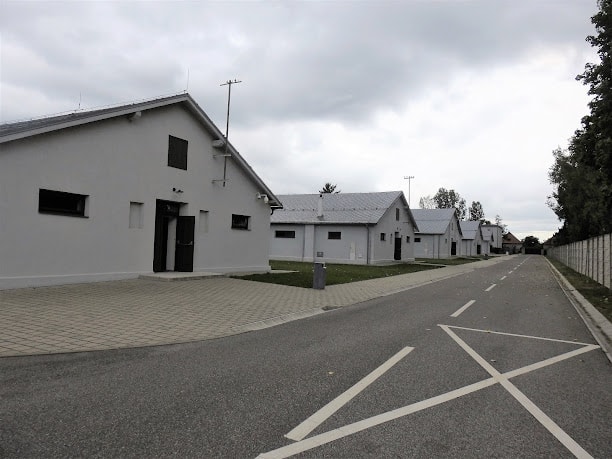 מחנה הריכוז בעיר סרד