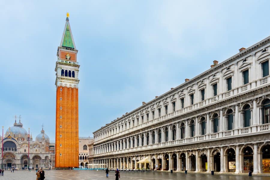 השנה לראשונה יתאפשר לראות את וקטוריה הישנה גם מבפנים | צילום: Antonina Tadeush, שאטרסטוק