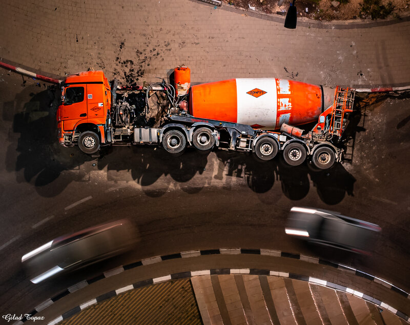 משאית שהתהפכה בראש העין