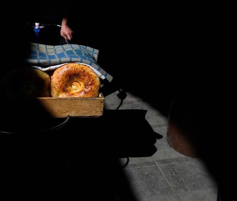 ערן ירדני, עגלת לחם בשוק בטשקנט