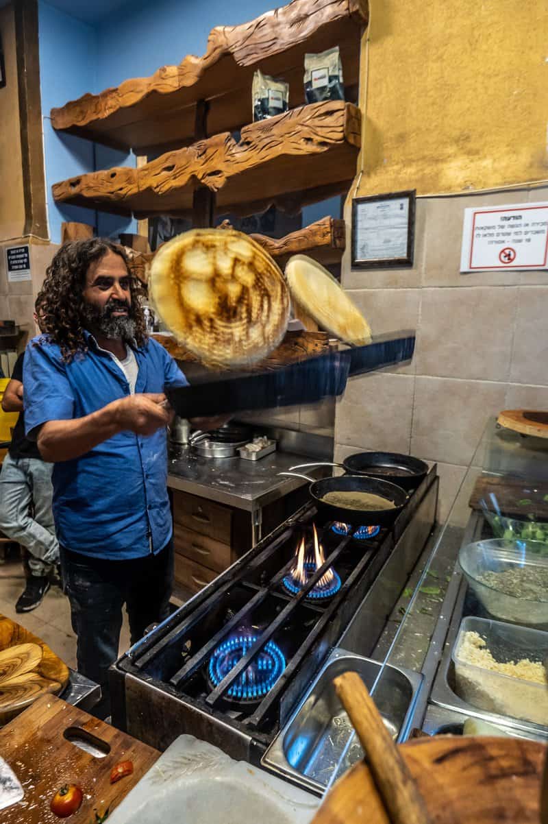 רונן רוזנבלט, הלחוח התימני המוגש במסעדה של רונן בצפת יכול להיות גם באוויר ...