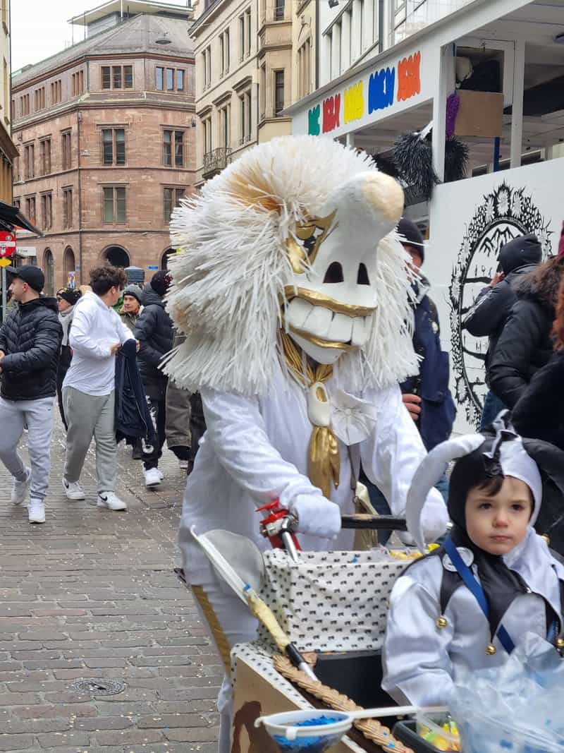 The afternoon of the second day of the carnival is the big day for the children, from babies in strollers to teenagers, wearing costumes from their world and showing off their costumes in their own parade