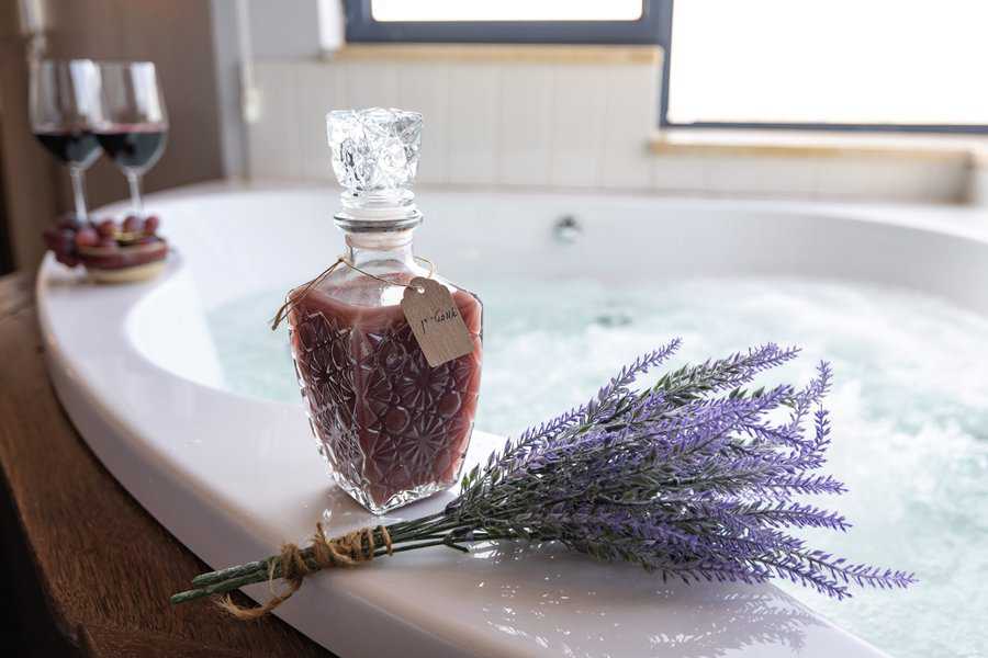 אמבט יין בימה ספא יין | אלברט אדוט