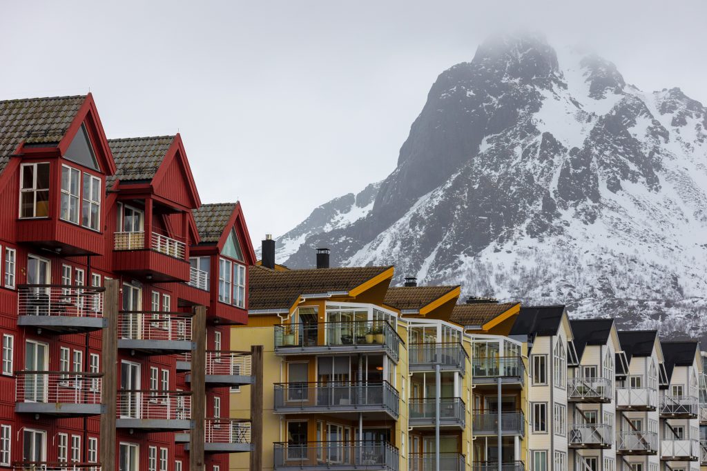 בתים צבעוניים בסבולבאר