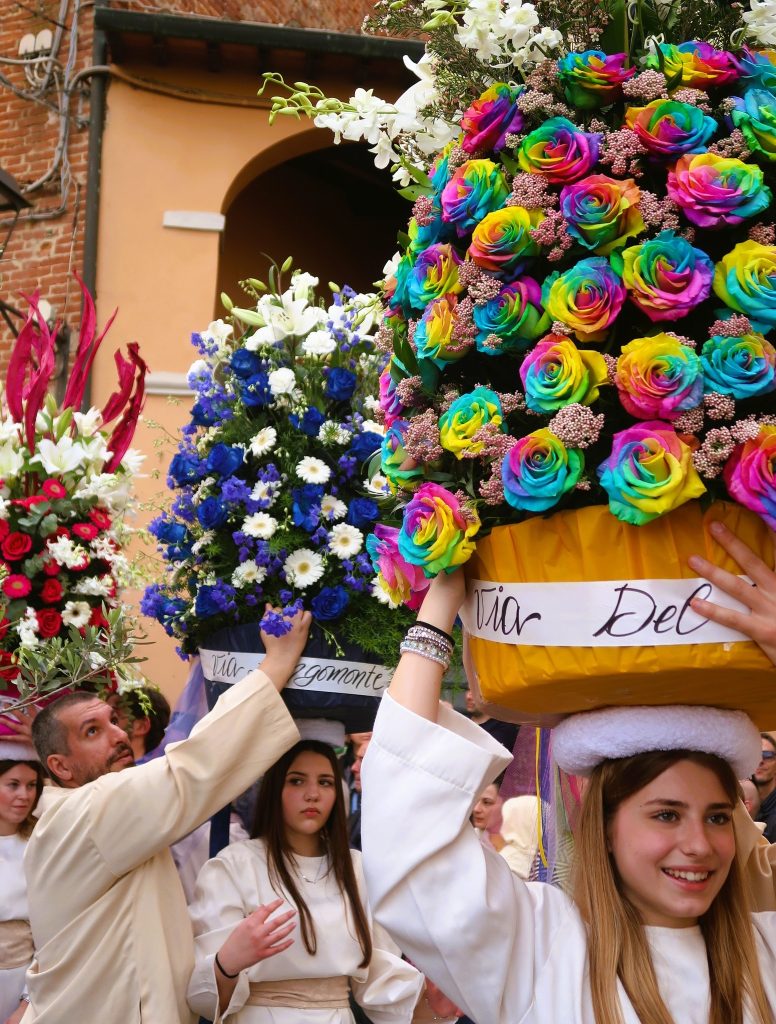 טיילנו בעיירה הסמוכה שחגגה את פסטיבל הפרחים